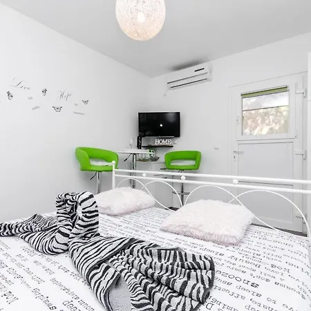 Apartament Wild Rose &