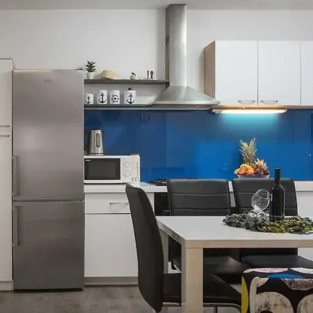 Wild Rose & Apartament Split